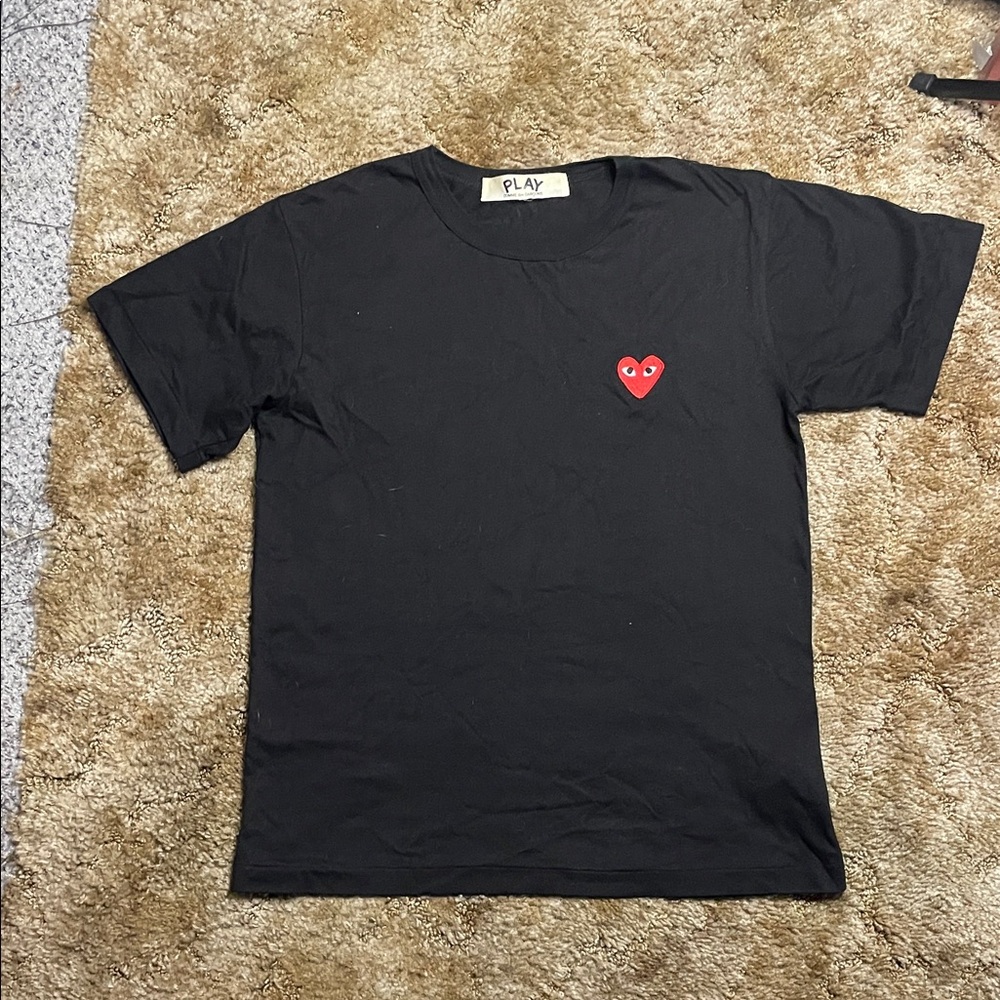 Comme des Garcons PLAY Black T-Shirt with Red Heart Logo